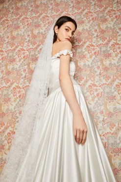Elaine Cathedral White Lace Veil