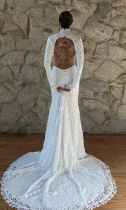 Elia Long Sleeve Open Back Lace Wedding Dress