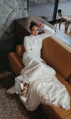 Elia Long Sleeve Open Back Lace Wedding Dress