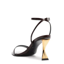 Elisha Sandal in Maplewood