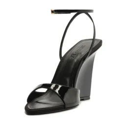 Elodie Sandal in Black