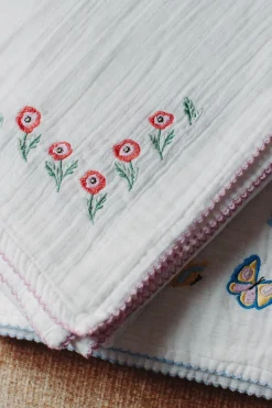 Embroidered Shawl Blanket Set