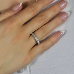 Etoile Diamond Infinity Ring