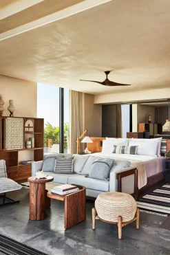 Etéreo, 1-Night Stay