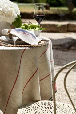 Eze 60x60 Tablecloth in Ivory & Red