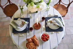 Eze 60x60 Tablecloth in Ivory & Blue