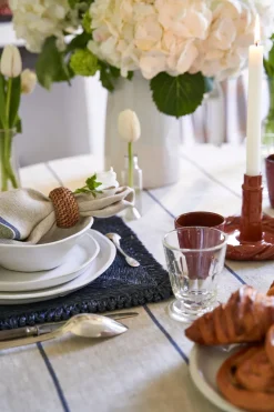 Eze 60x60 Tablecloth in Ivory & Blue