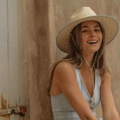 Fiji Hat in Natural & Sky