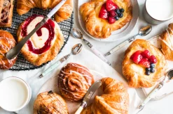 Flatware Set in Pastel 2c, Set of 12