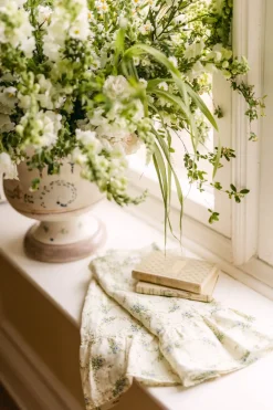 Florencia Hand Towel