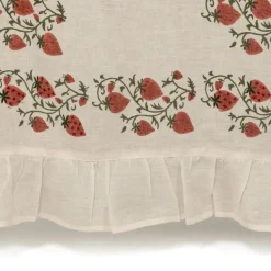Fraises Des Bois Tablecloth