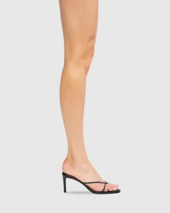 Gem 65 in Black Leather