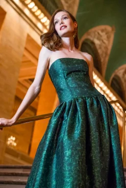 Georgina Gown in Emerald Wisteria