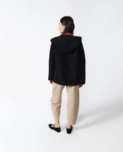Gia Cashmere Coat in Black