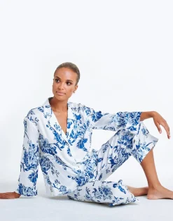 Gigi Chinoiserie Pajama Set in Blue & Ivory Porcelain