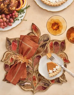 Gilded Leaves Napkin Ring in Gold, Set of 4