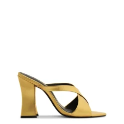 Glenda Leather Sandal in Gold