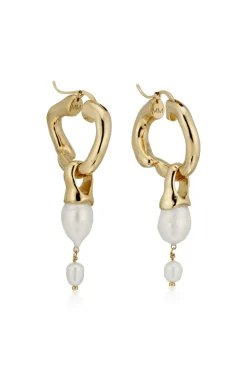 Gold Interlocking Hoops wtih Pearl Pendants