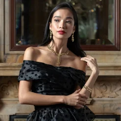 Golden Laurel Dangle Earrings