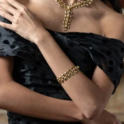 Golden Laurel Link Bracelet