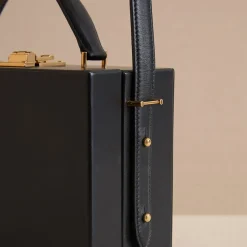 Grace 18 in Smooth Calf Black