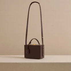 Grace 18 in Smooth Calf Chocolate