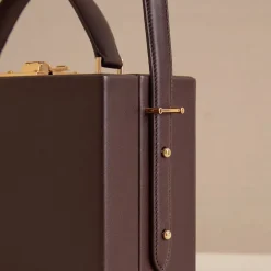 Grace 18 in Smooth Calf Chocolate