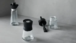 Grand Cru Marinade Glass With Brush in Black