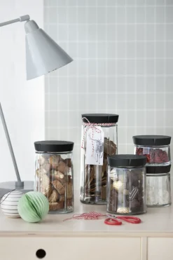 Grand Cru Storage Jar in Black