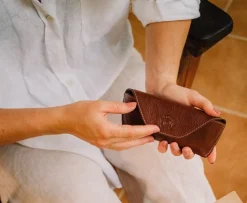 Hard Sunglass Case No. 251 in Vintage Leather