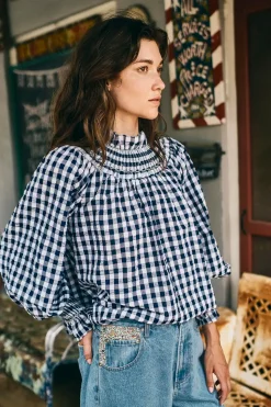 Hayes Top in Navy & White