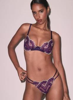 Hendrix Embroidery Demi Bra