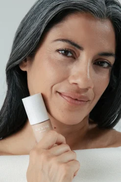 High Performance Tinted Moisturizer, Eco