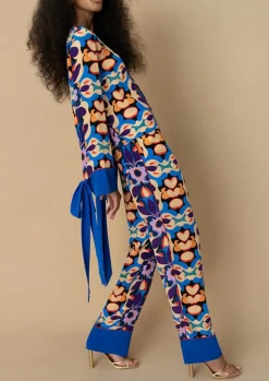 Honey Crepe Top in Seventies Blue