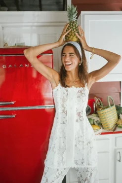 Honeymoon Top in White