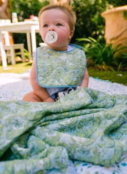 Hoppy Place Shawl Blanket