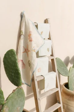 Isola Hand Towel