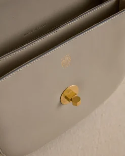 Jane in Vacchetta Mushroom