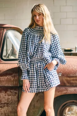 Jemma Short in Navy & White