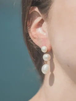 Juliet Earrings in White
