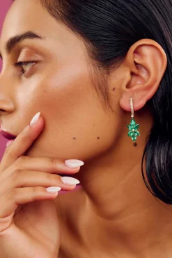 Kavya Emerald and Diamond Earrings