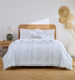 Kricia Duvet Cover in Lunar
