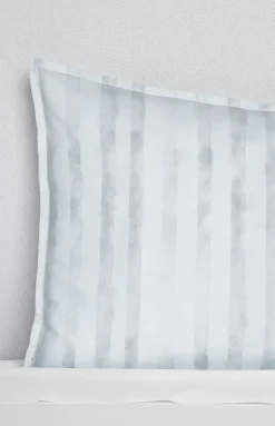 Kricia Sham in Lunar