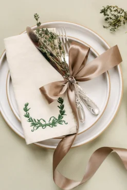 Laurel Embroidered Napkins