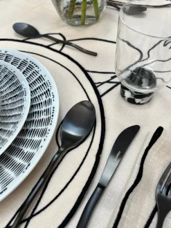 Line Drawing Dinner Plates, Set of 4