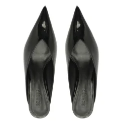 Loren Mid Patent Pump in Black