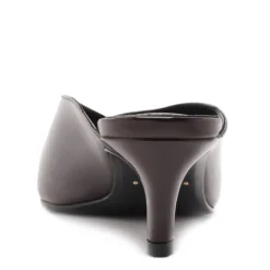 Loren Mid Patent Pump in Maplewood