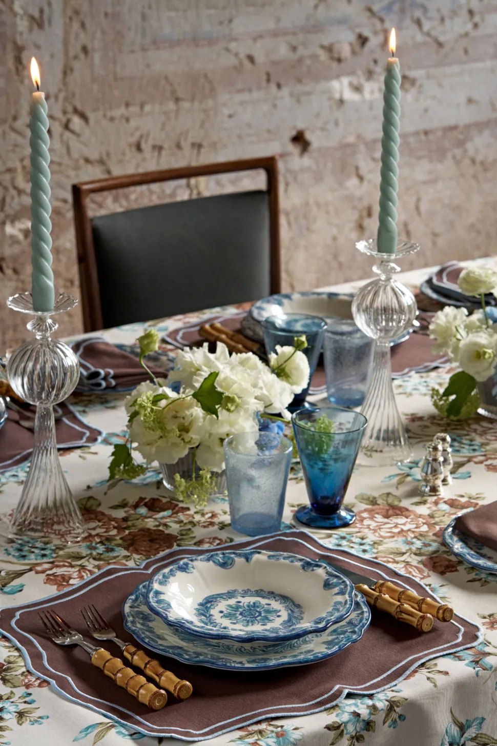 Louise Placemat and Napkin Set