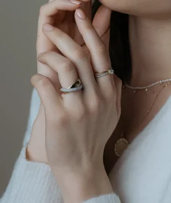 Luna Pavé Rolling Ring