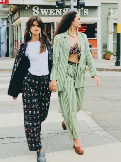 Maeve Pant in Florence Black Floral